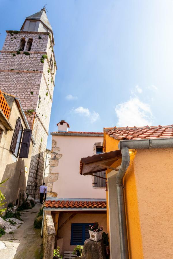 Apartman Verbenia Vrbnik  Luaran gambar